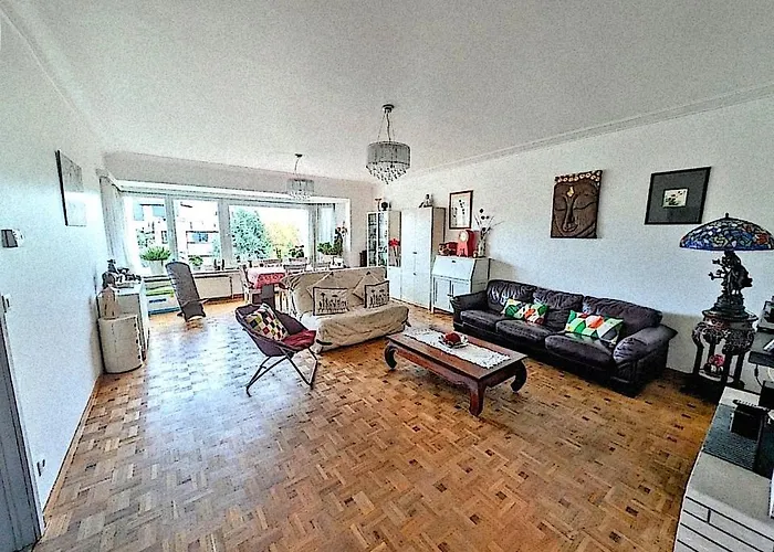 Appartement De 3 Chambres Et 2 Salles De Bain